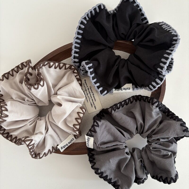 Classic Series Retro Patchwork Fabric Women's Scrunchies Picture3