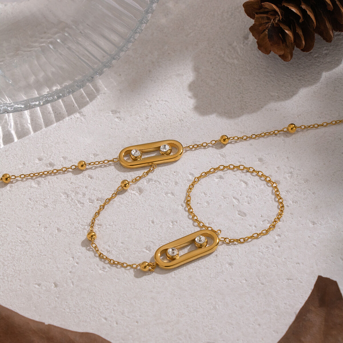 Luxurious Series Elegant Chain Stainless Steel Waterproof Gold Color Zircon Women's Hand Chain h5 Picture3