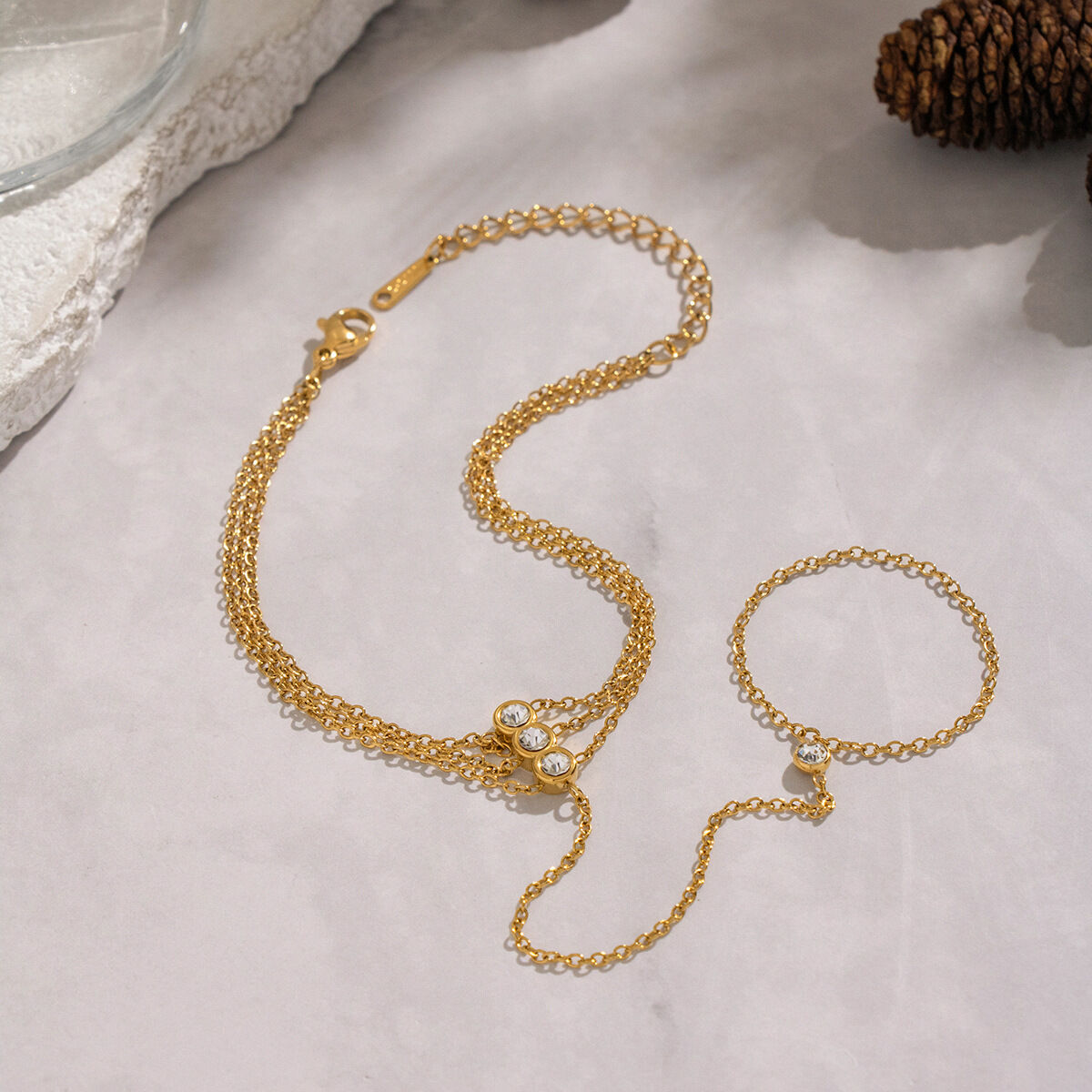 Romantische, mehrlagige Edelstahlkette, wasserdicht, goldfarben, mit Zirkonia, Damenhandkette h5 Bild4