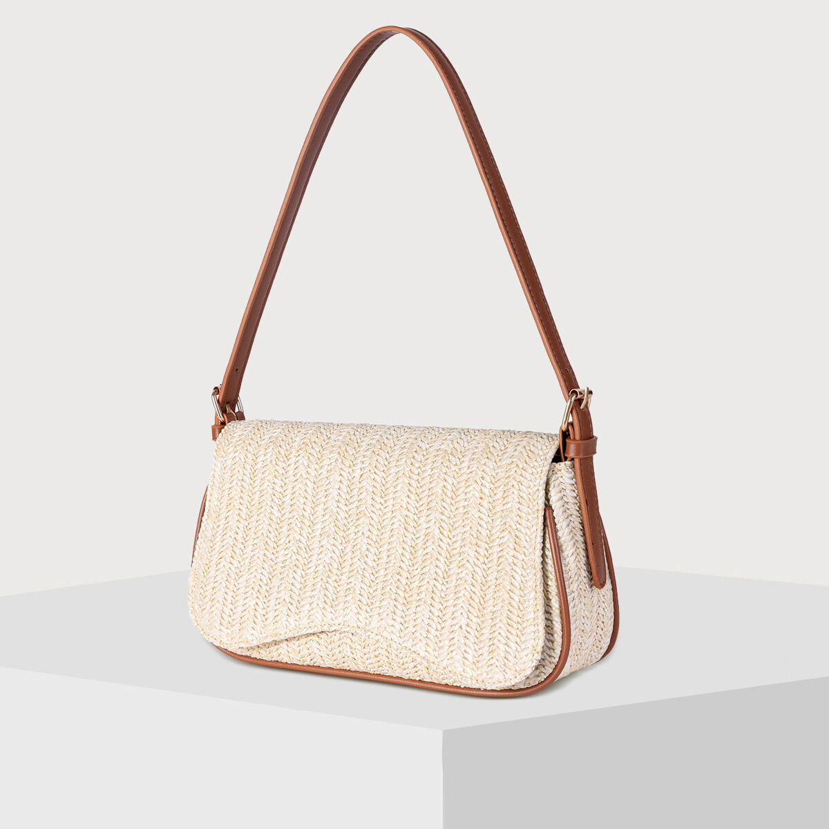 Causal Style Woven Solid Color Straw Women's Saddle Bag
