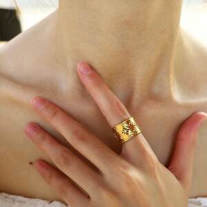 Classic Flower Hollowed-Out Stainless Steel Waterproof Gold Color Crystal Statement Rings h5 Picture2