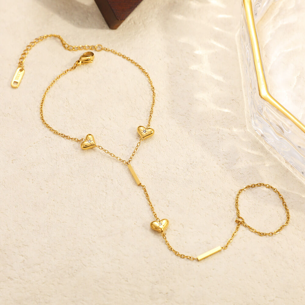 Simple Heart Stainless Steel Waterproof Gold Color Rhinestone Women's Hand Chain h5 Picture2