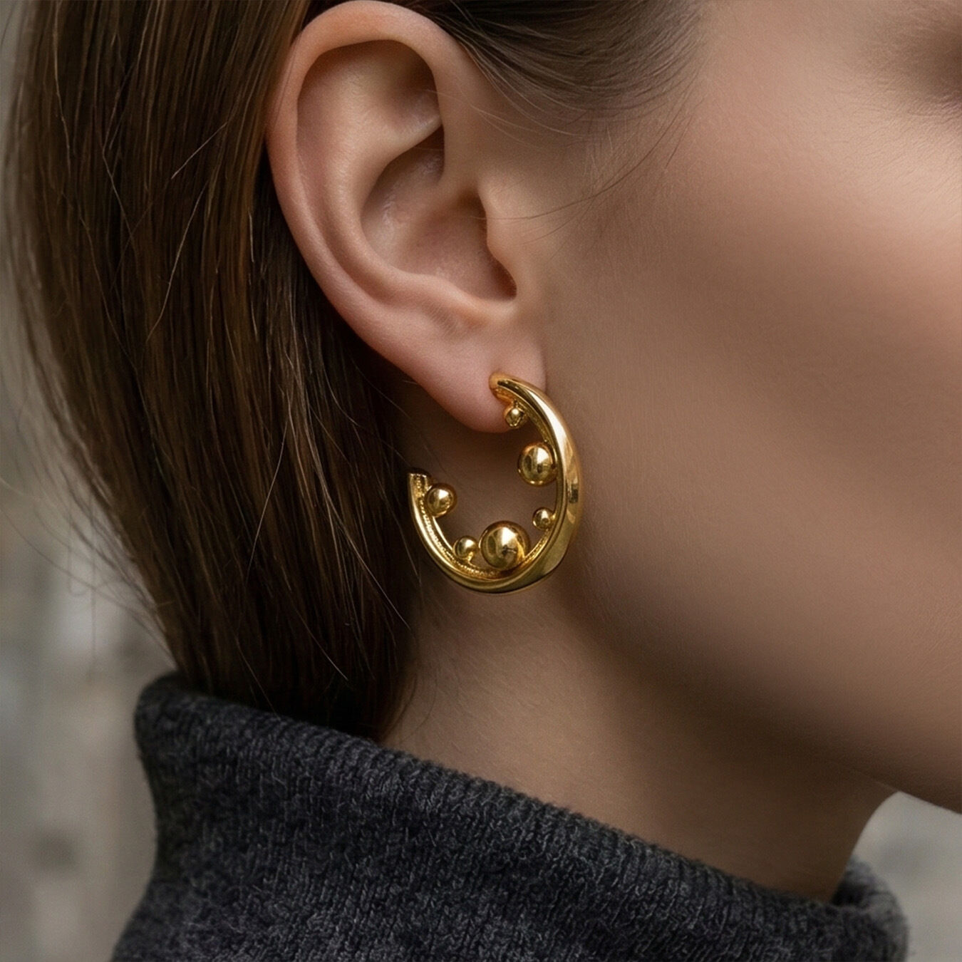 Simple C-shape Stainless Steel Waterproof Gold Color Women's Hoop Earrings Picture3