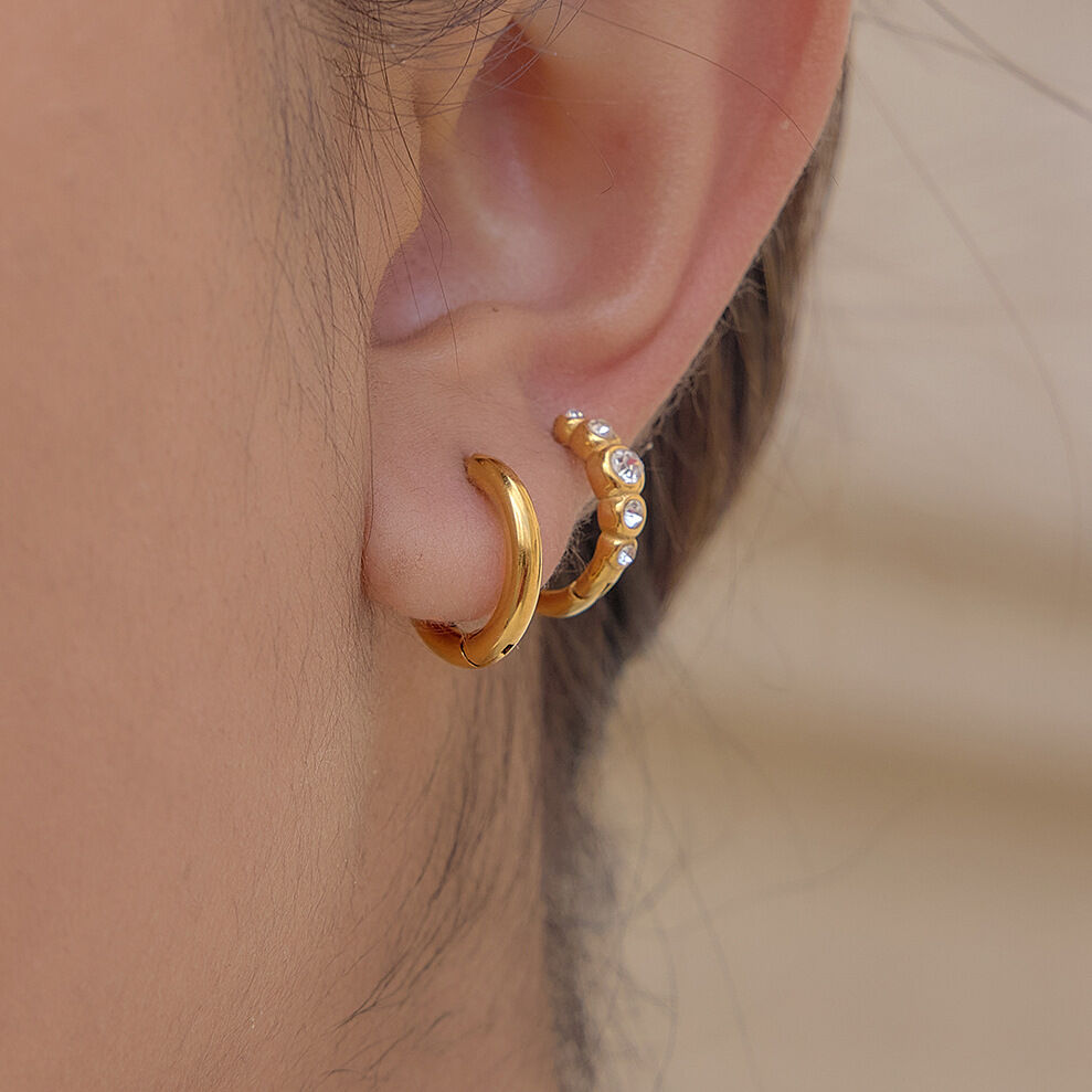 Simple Circle Stainless Steel Waterproof Gold Color Rhinestone Women's Hoop Earrings Picture3