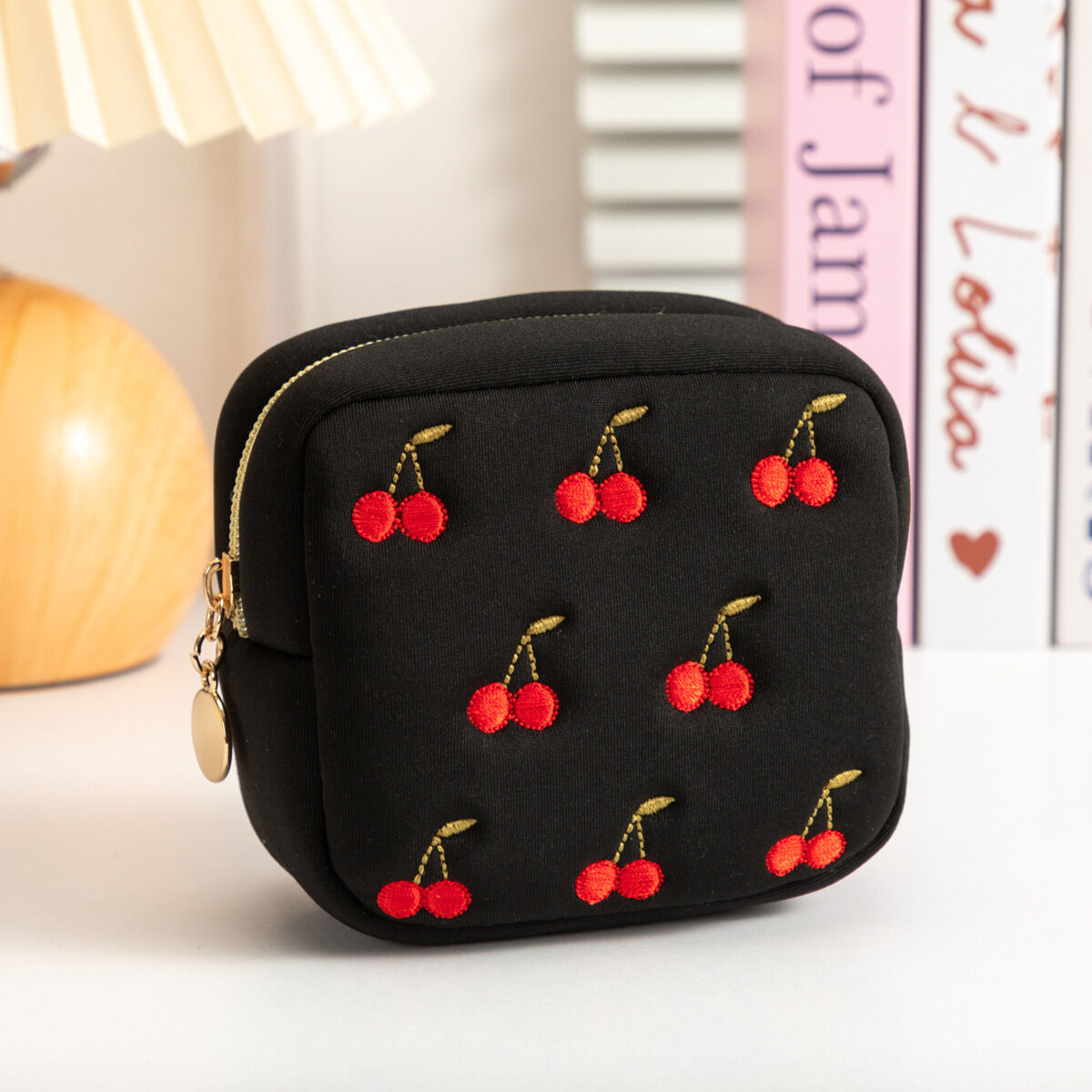 Sweet Cherry Cotton Women's Makeup Bags h5 