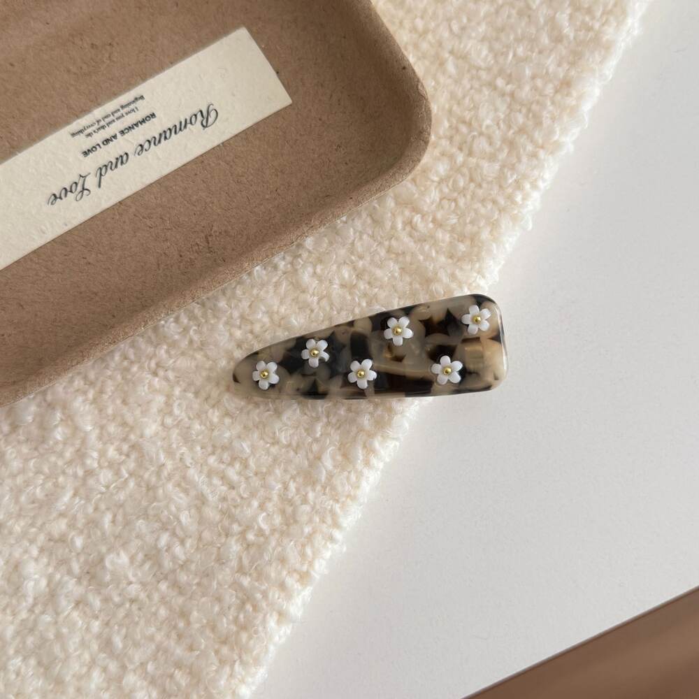 Simple Series Sweet Flower Acetate Women's Hair Clips