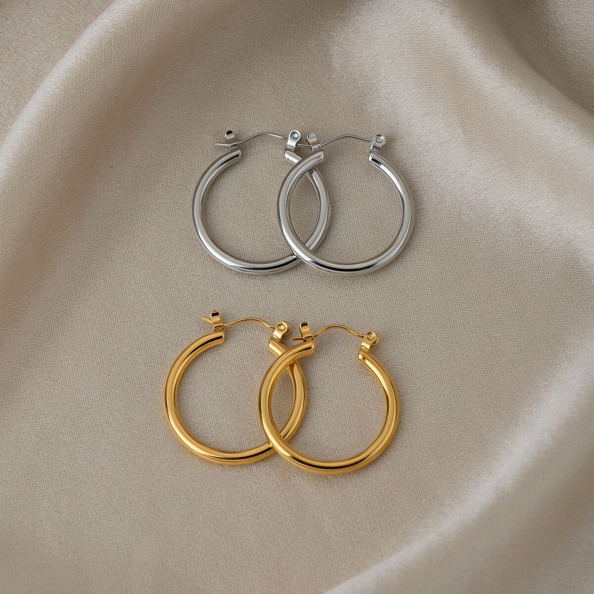 Simple Series Daily Circle Stainless Steel Waterproof   Gold Color  Women's Hoop Earrings 2
