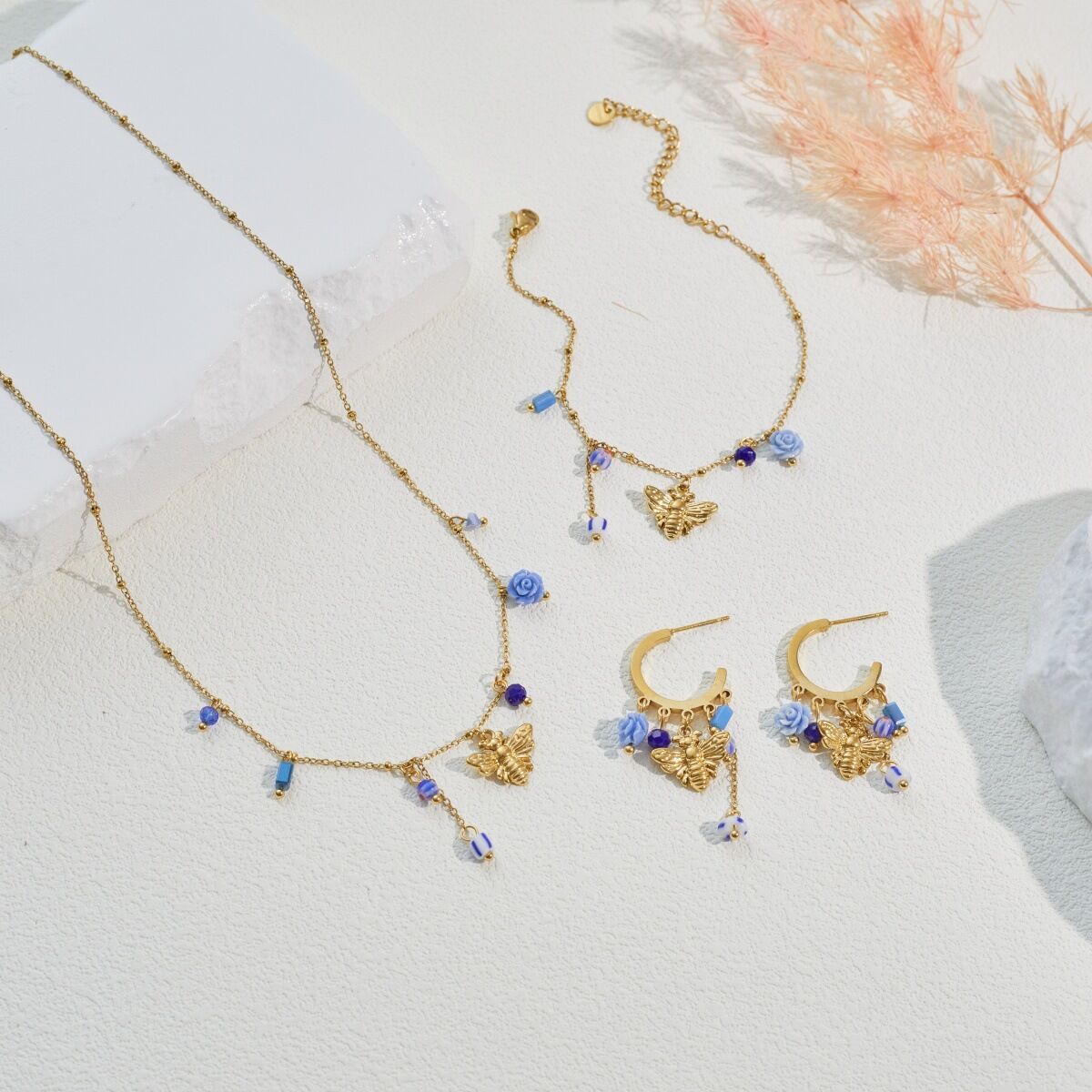 Simple Series Daily Wings Edelstahl wasserdicht goldfarbenes Schmuckset für Damen 2