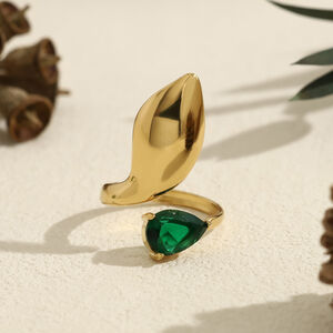 Elegante, unregelmäßig geformte, wasserdichte Damenringe aus Edelstahl in Goldfarbe mit Zirkonia-Edelsteinen h5 Bild3