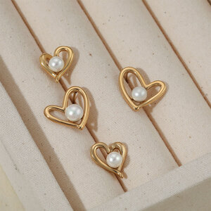 Simple Heart Stainless Steel Waterproof Gold Color Pearl Women's Stud Earrings h5 Picture4