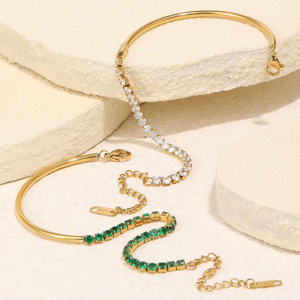 Luxuriöses Kettenarmband aus Edelstahl, wasserdicht, goldfarben, mit Zirkonia Bild2