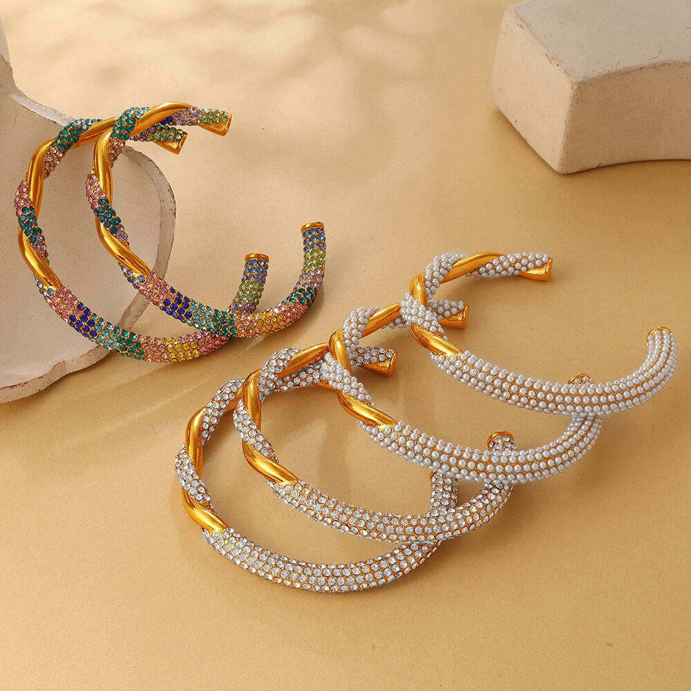 Simple Series Daily Circle Stainless Steel Waterproof Gold Color Rhinestone Artificial Pearl Women's Bangles h5Picture2