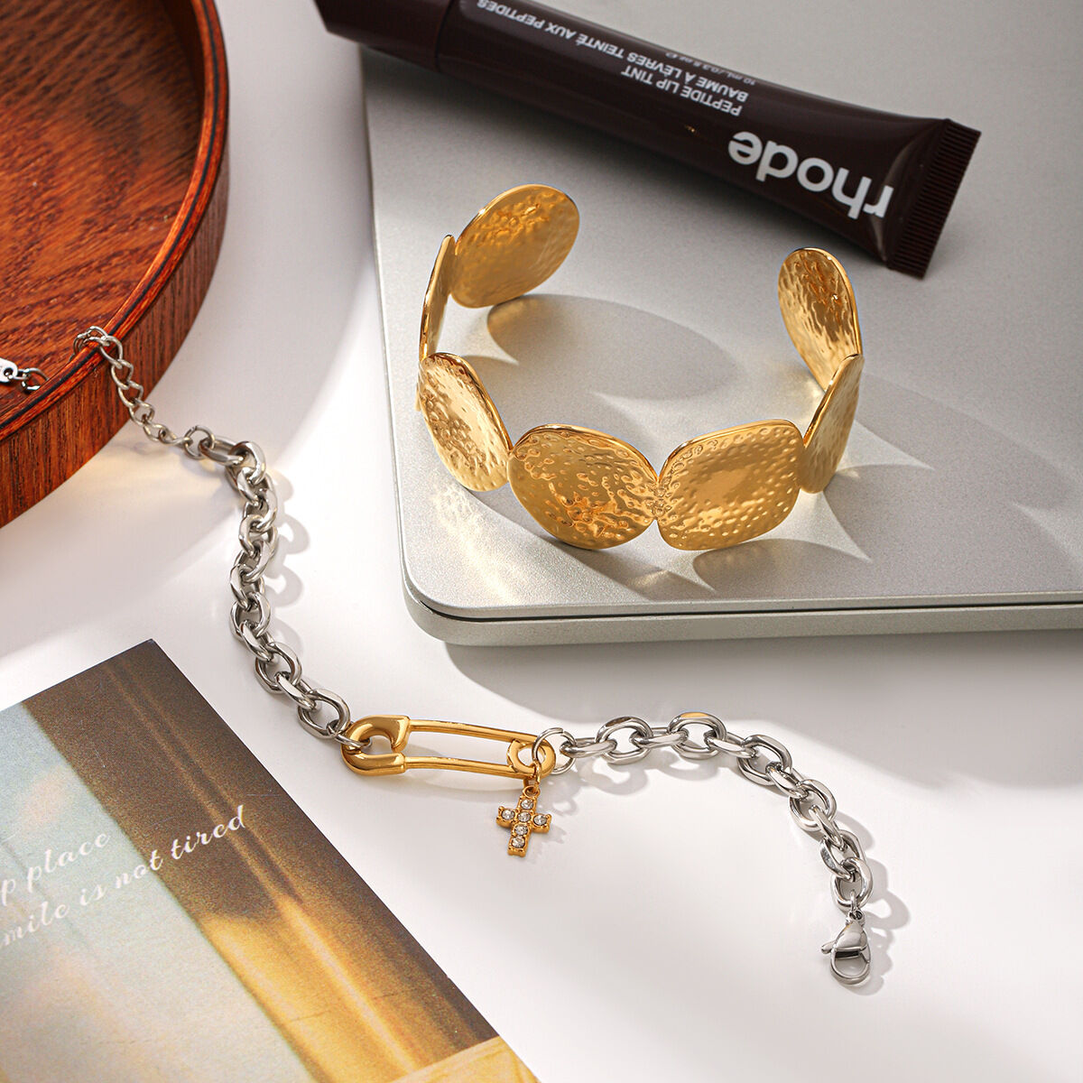 Retro Round Pattern Stainless Steel Waterproof Gold Color Women's Cuff Bracelet