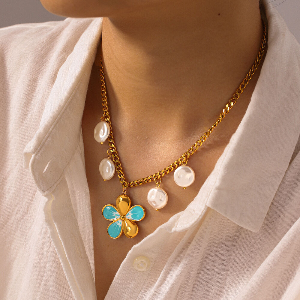 Flower Shape Stainless Steel Waterproof Gold Color Pearl Women's Pendant Necklaces h5Picture5