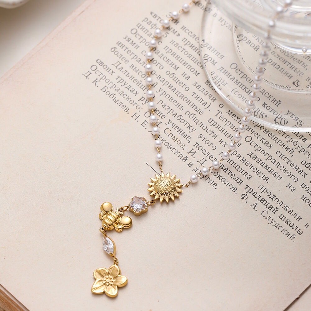 Luxurious Bohemian Flower Stainless Steel Waterproof Zircon Artificial Pearl Women's Pendant Necklaces h5Picture4
