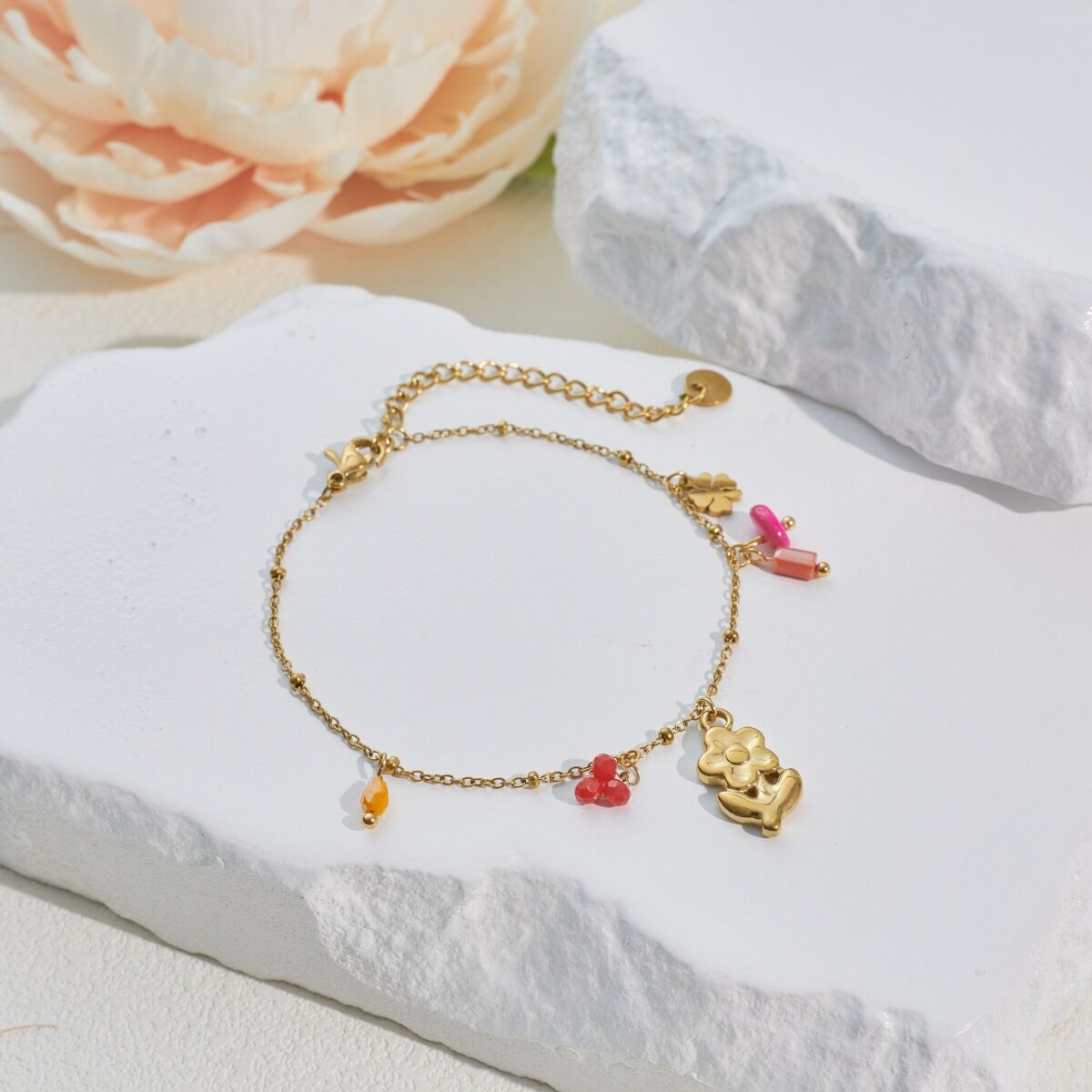 Simple Series Daily Flower Stainless Steel Waterproof Gold Color Women's Jewelry Sets h5Picture4