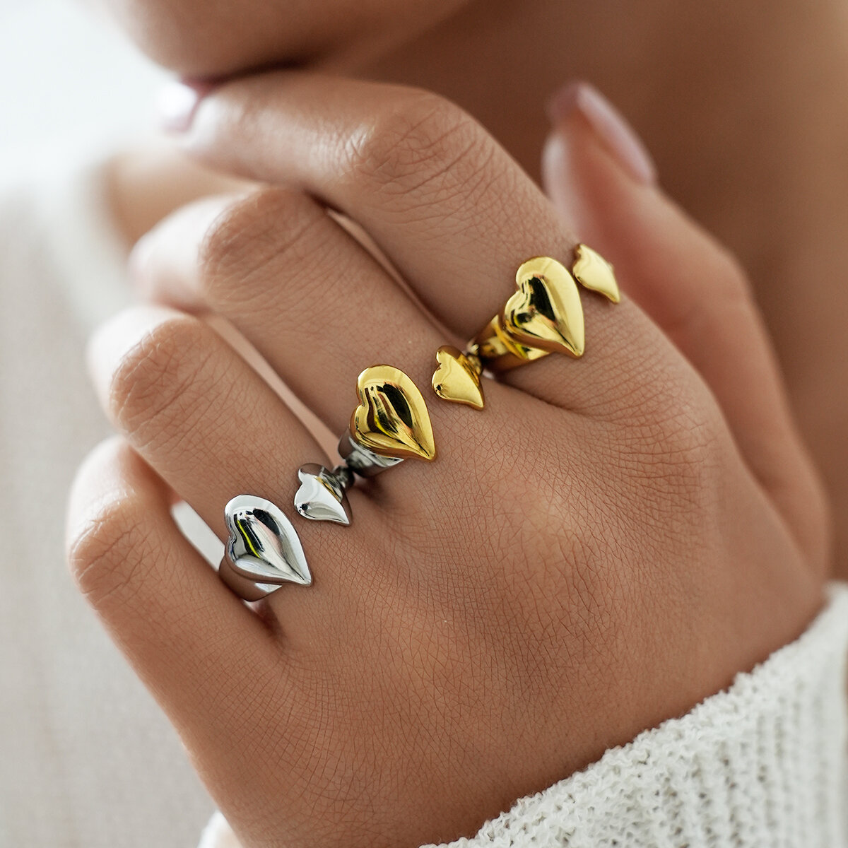 Simple Series Daily Heart Stainless Steel Waterproof   Gold Color  Statement Rings h5 Picture4
