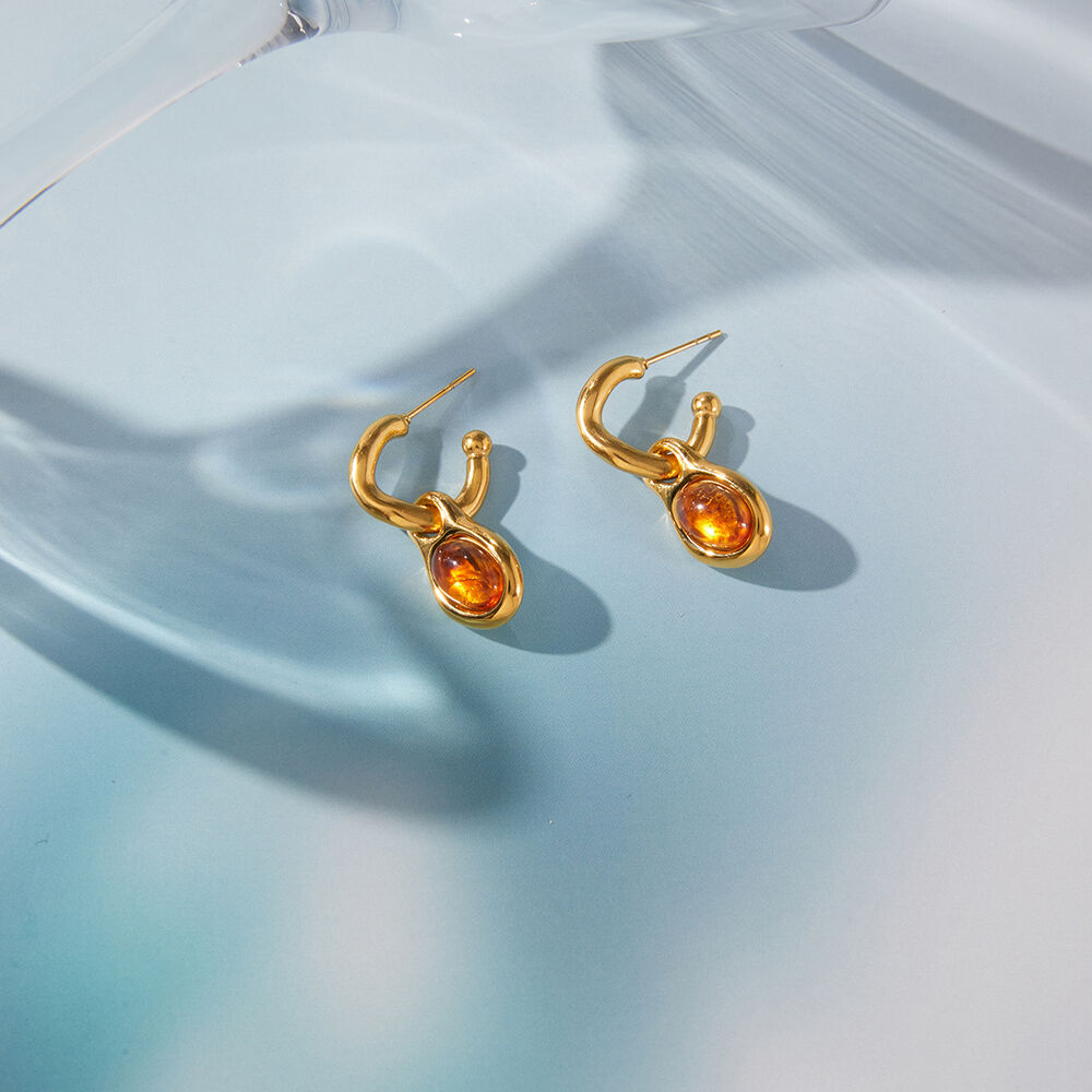 Retro Droplet Resin Gold Color Women's Drop Earrings h5Picture2