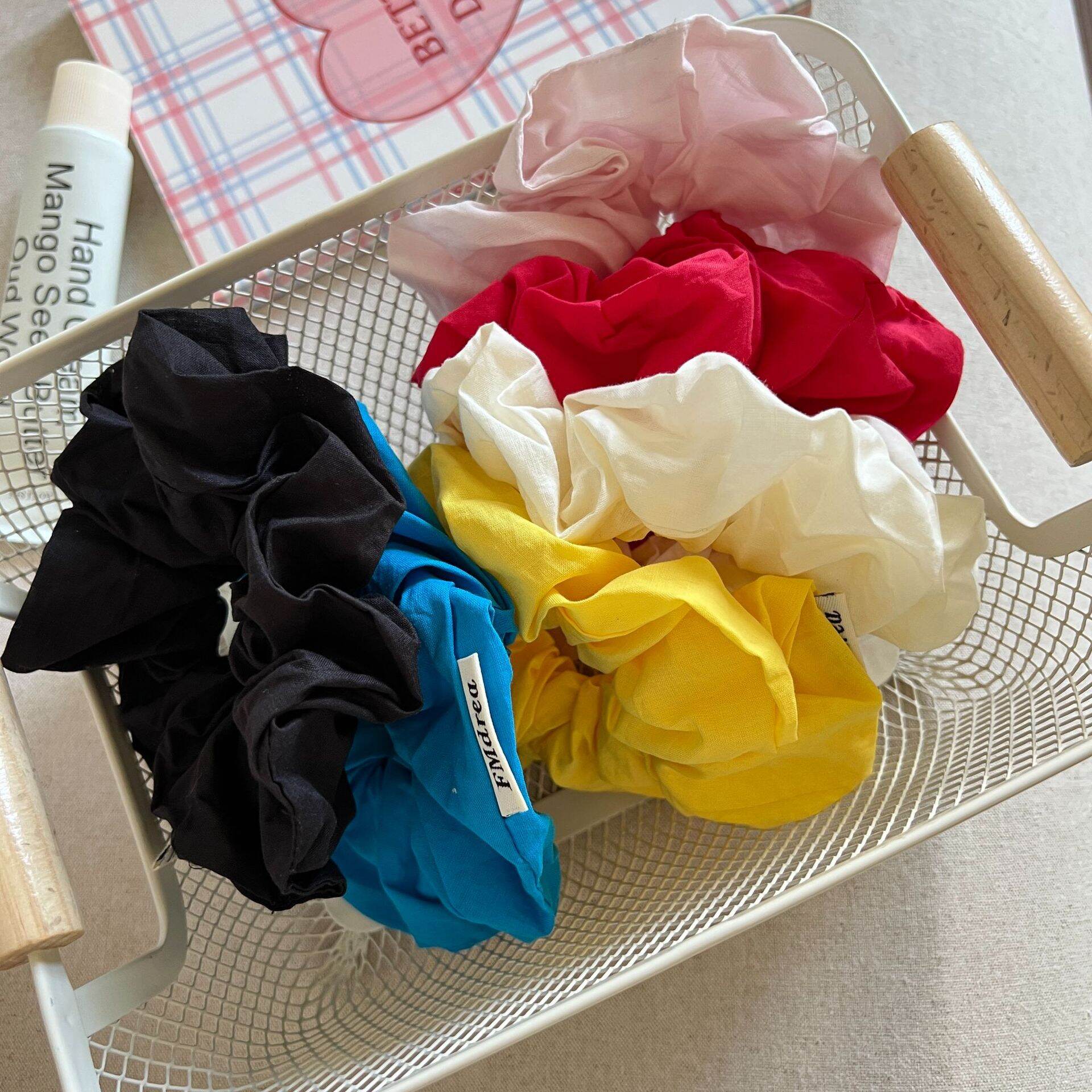 Classic Solid Color Fabric Women's Scrunchies 2