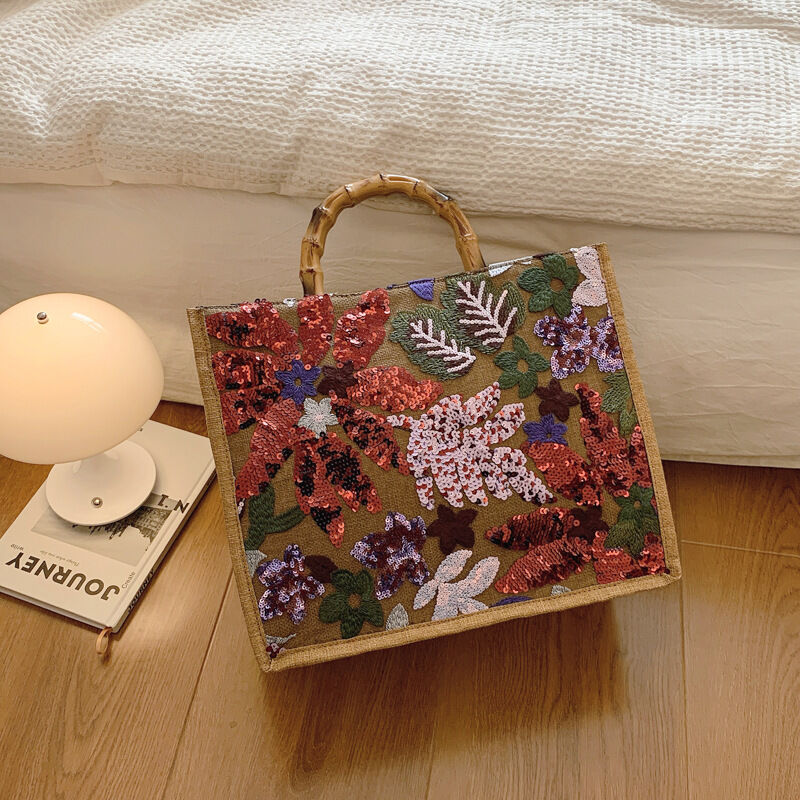 Light Luxury Beaded Embroidered Flower Women's Handbag h5Picture3