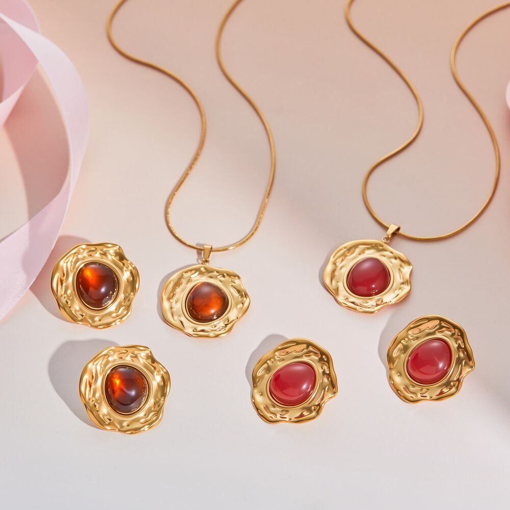 Simple Series Daily Irregular Shape Stainless Steel Waterproof Gold Color Women's Jewelry Sets Picture2