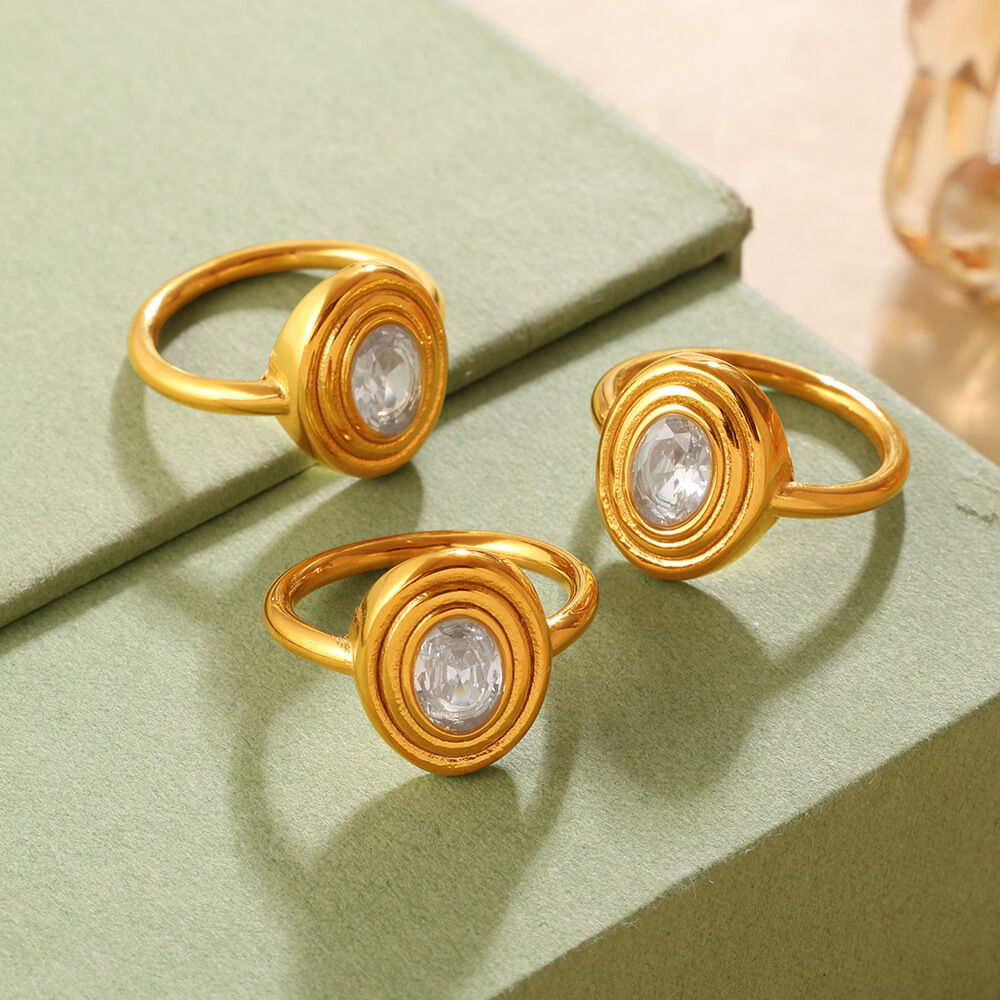 Simple Daily Circle Stainless Steel Waterproof   Gold Color  Zircon Women's Gemstone Rings