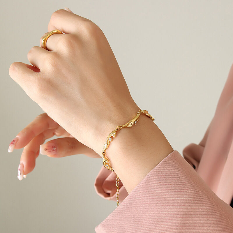 Retro Irregular Shape Stainless Steel Waterproof Gold Color Zircon Women's Chain Bracelets h5 Picture2