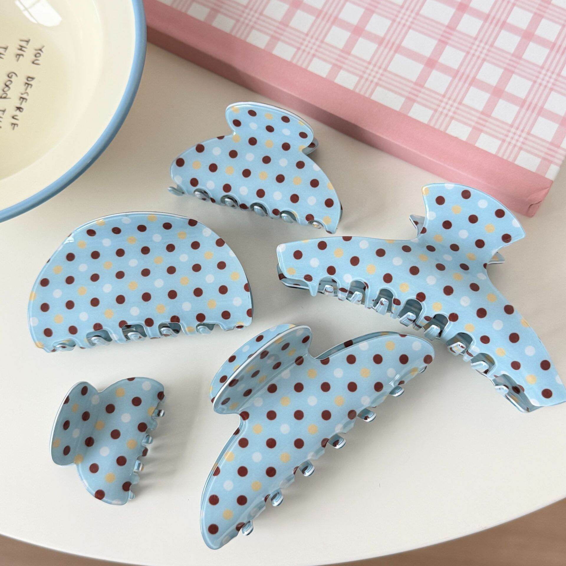 Simple Series Cute Polka Dots Pvc Women's Hair Claws h5 Picture3