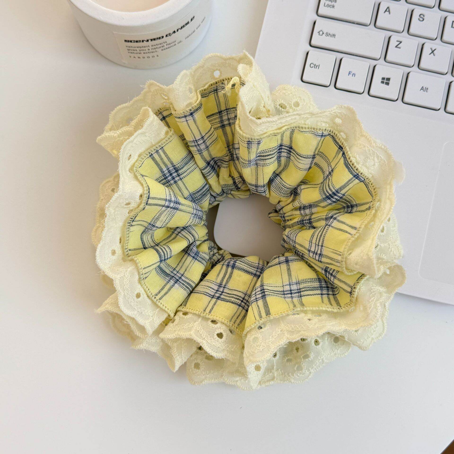 Romantic Yellow Plaid Fabric Women's Scrunchies h5 Picture2
