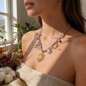 Romantische Serie „Sweet Sun“ – Wasserdichte Damen-Anhänger-Halsketten aus Edelstahl in Goldfarbe h5 Bild3
