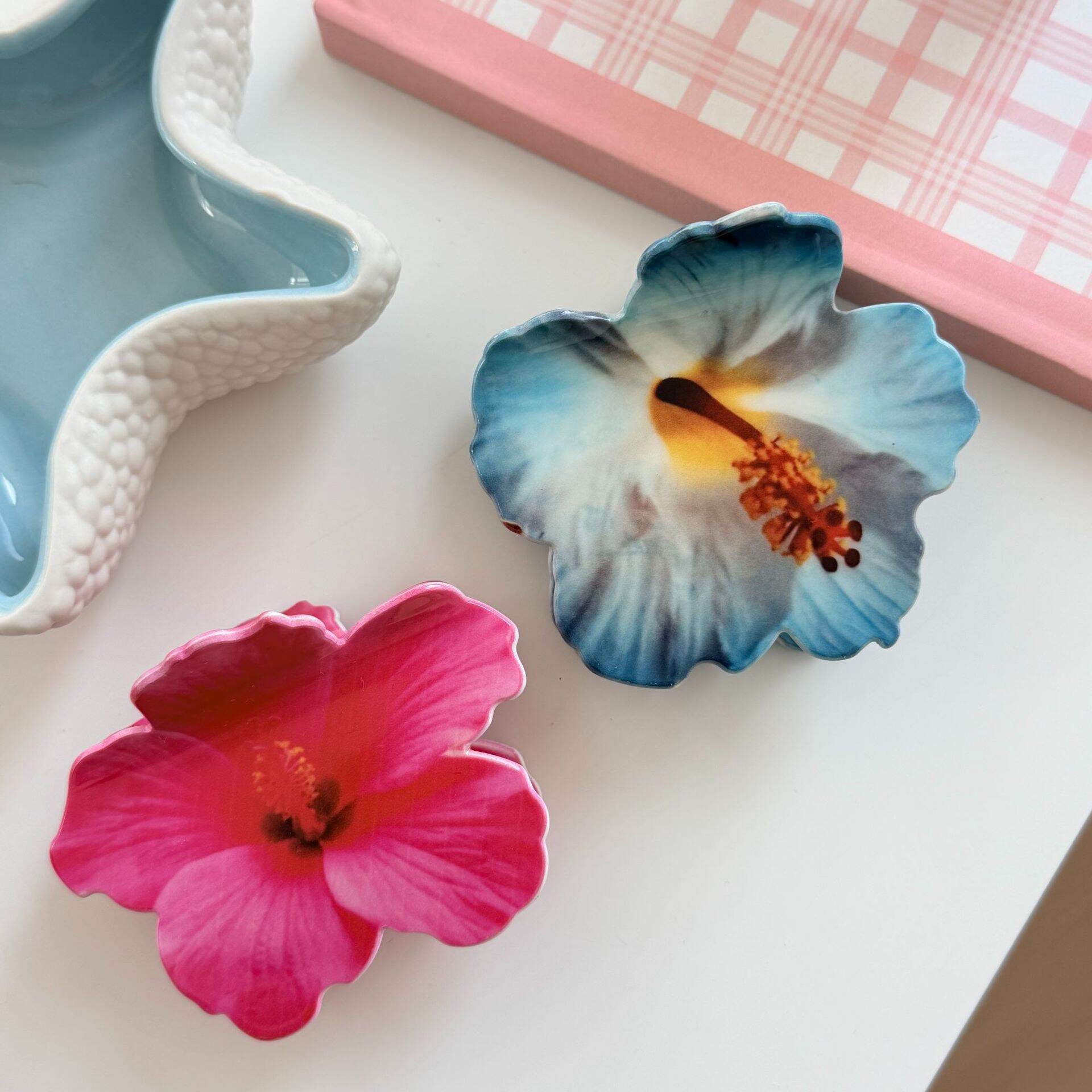 Romantic Series Sweet Flower Gradient Color Pvc Women's Hair Claws h5 Picture4