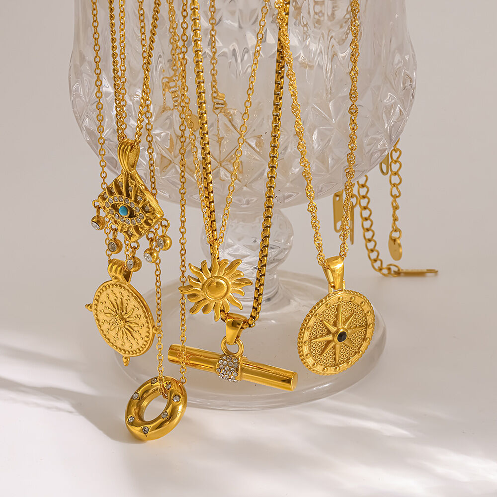 Luxurious Retro Devil's Eye Sun Shape Stainless Steel Waterproof Gold Color Zircon Women's Pendant Necklaces
