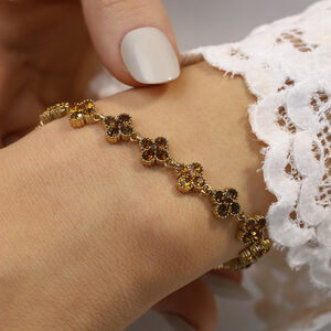 Romantic Series Sweet Flower Stainless Steel Waterproof Gold Color Rhinestone Women's Chain Bracelets h5 Picture4