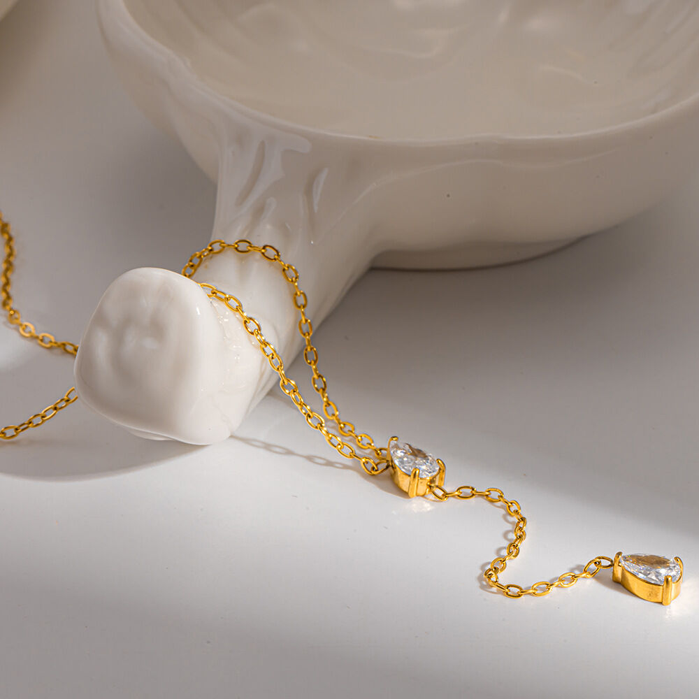 Simple Luxury Droplet Stainless Steel Waterproof Gold Color Zircon Women's Pendant Necklaces Picture4