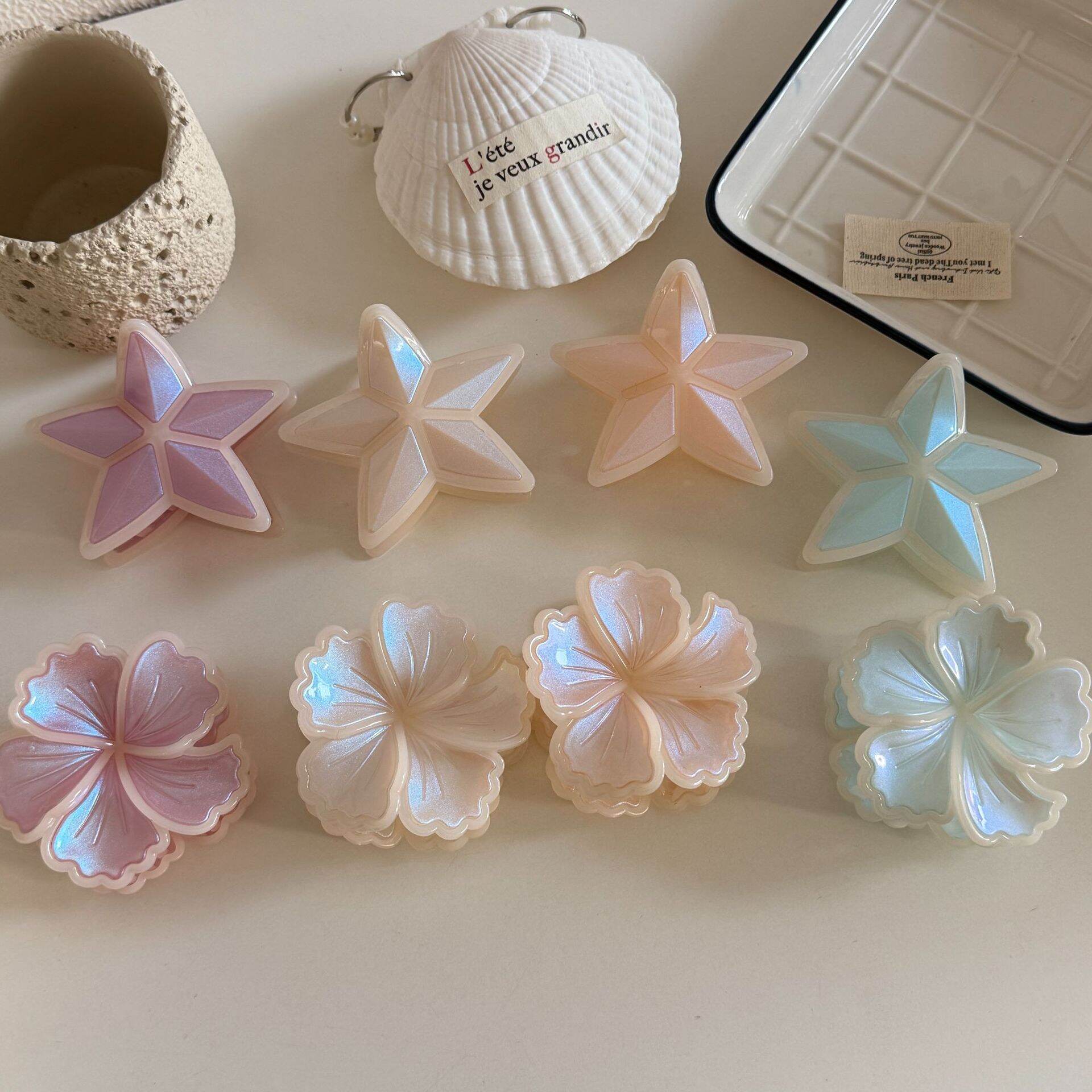Einfache Serie Urlaubsblumenstern Haarspangen aus Kunststoff für Damen h5 Bild3