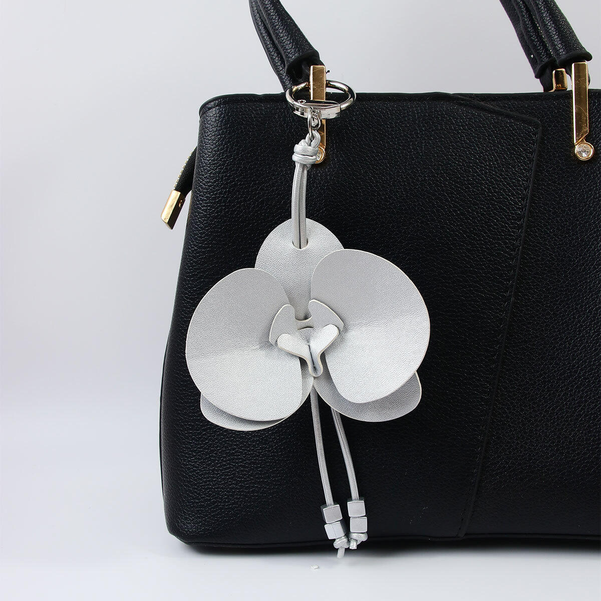 Simple Series Retro Flower Solid Color Pu Women's Bag Charms h5 Picture2