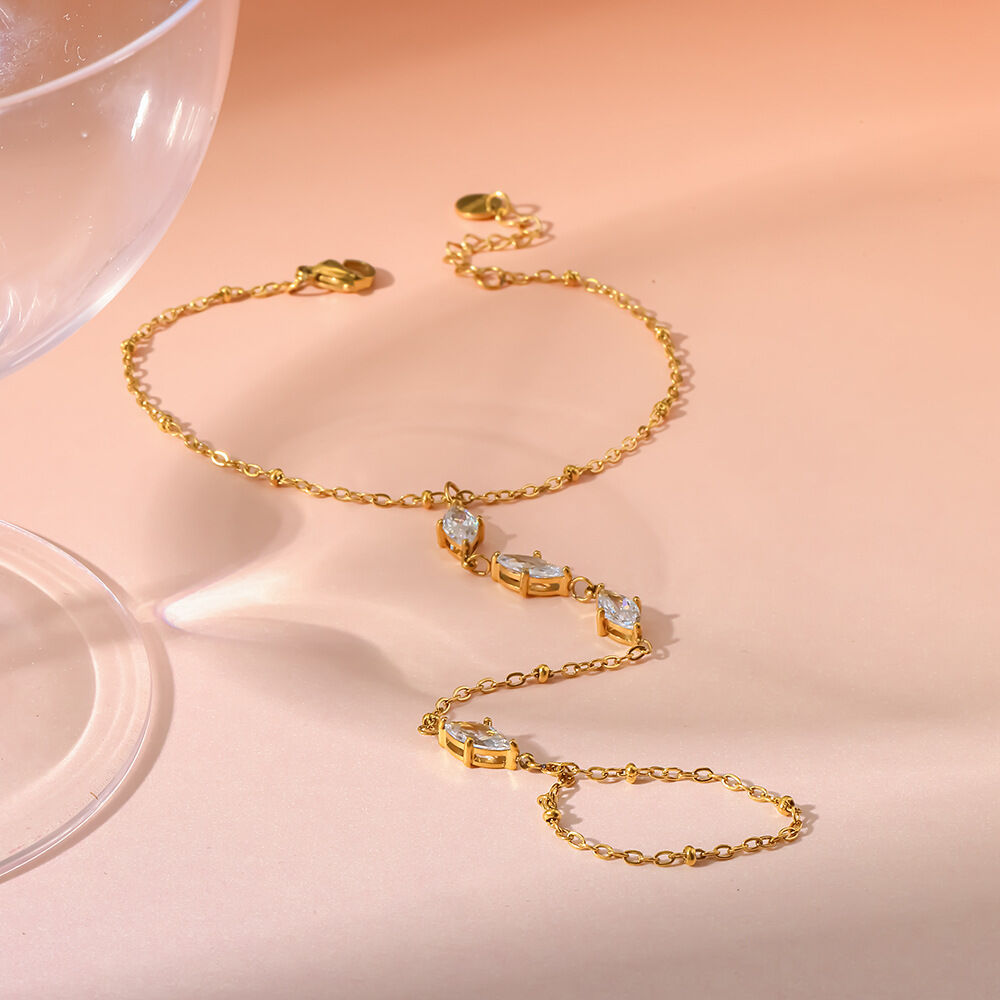 Simple Series Daily Chain Stainless Steel Waterproof   Gold Color  Zircon Women's Hand Chain