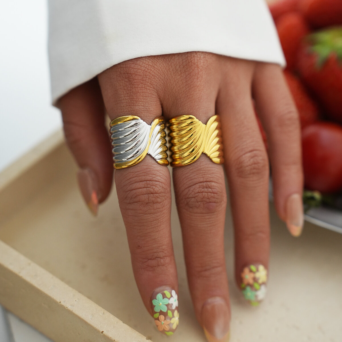 Simple Series Daily Wide Brimmed Stainless Steel Waterproof   Gold Color  Statement Rings h5 Picture5