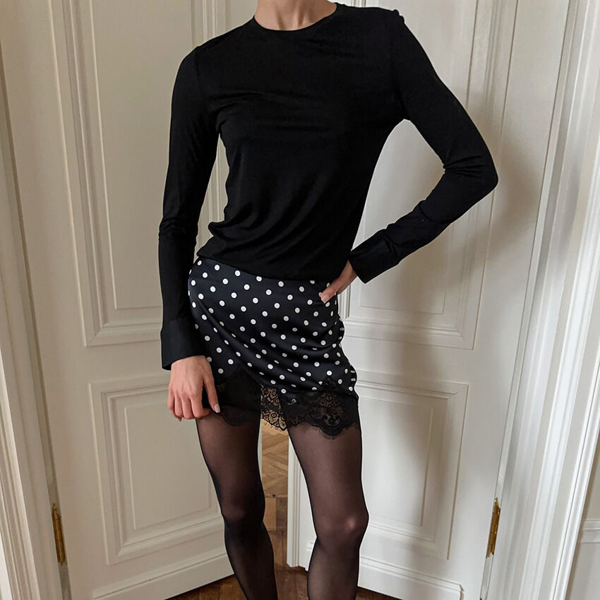 Exquisite Lace Mini Skirts 2