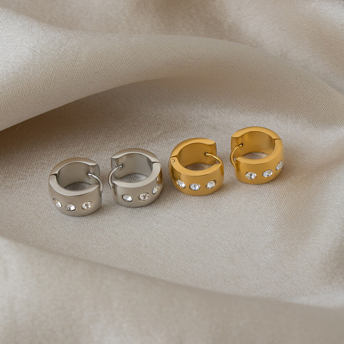 Simple  Daily Circle Stainless Steel Waterproof   Gold Color   Hoop Earrings