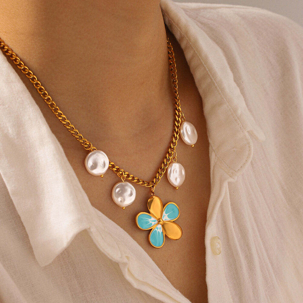 Flower Shape Stainless Steel Waterproof Gold Color Pearl Women's Pendant Necklaces h5Picture4