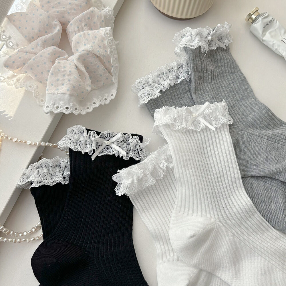 High Bounce Cute Lece Small Floral Mid-Calf Socks 2