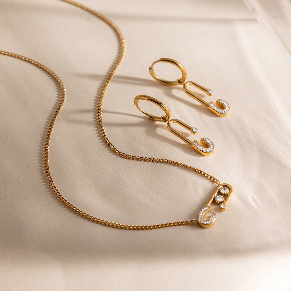 Sets aus unregelmäßig geformten, wasserdichten Halsketten aus Edelstahl in Goldfarbe mit Strasssteinen für Damen h5Bild3
