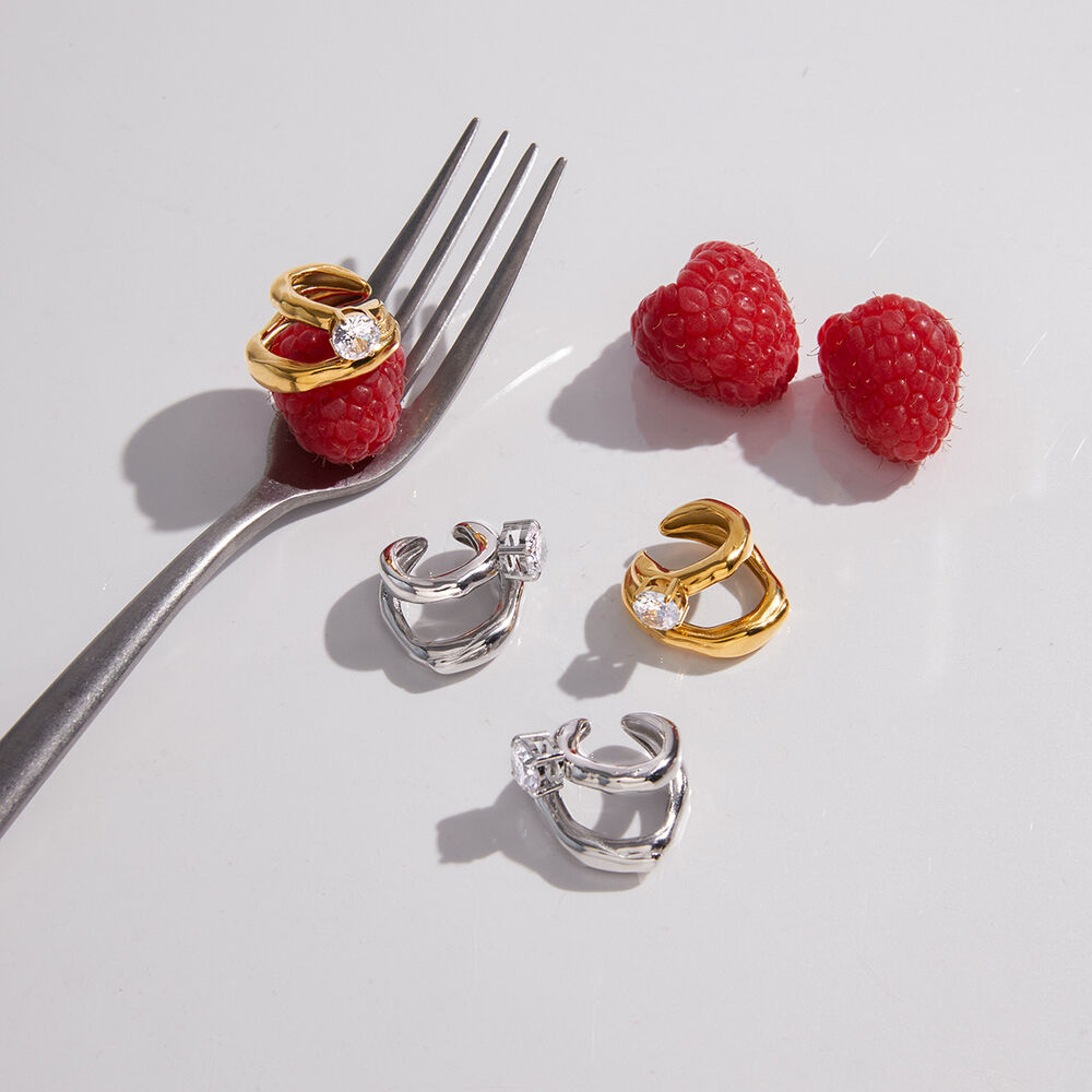 Simple Circle Stainless Steel Waterproof Gold Color Zircon Women's Ear Cuffs h5Picture3