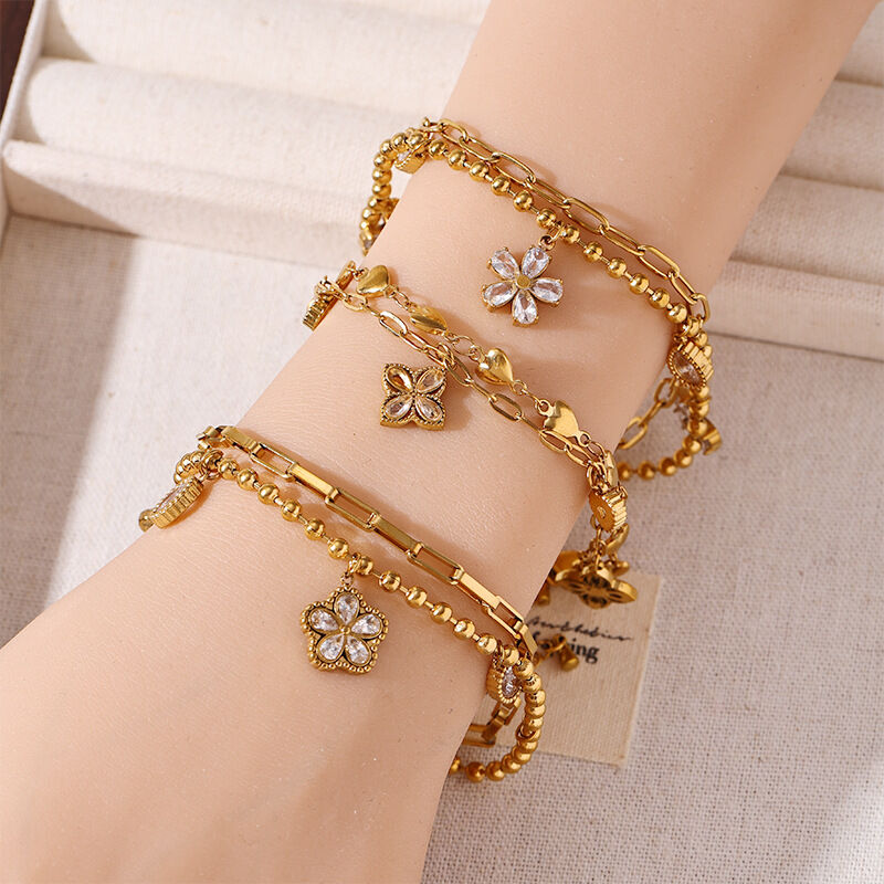 Bracelet à breloques pour femme en acier inoxydable, orné de fleurs, de cœurs et de papillons, étanche, avec zircon doré Image2