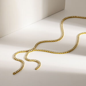 Luxuriöse, elegante Halskette mit Anhänger aus wasserdichtem Edelstahl in Goldfarbe und Zirkonia für Damen h5 Bild3