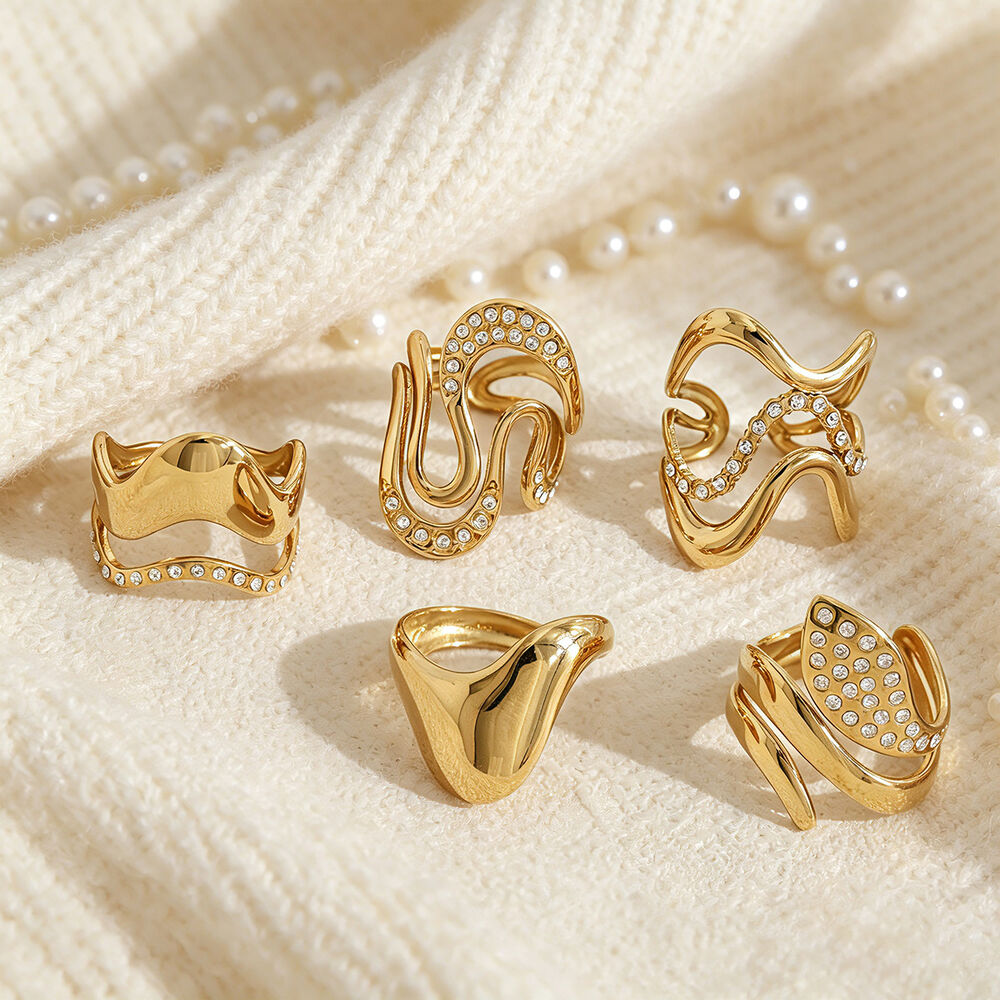 Simple Lines Stainless Steel Waterproof Gold Color Rhinestone Statement Rings h5Picture4