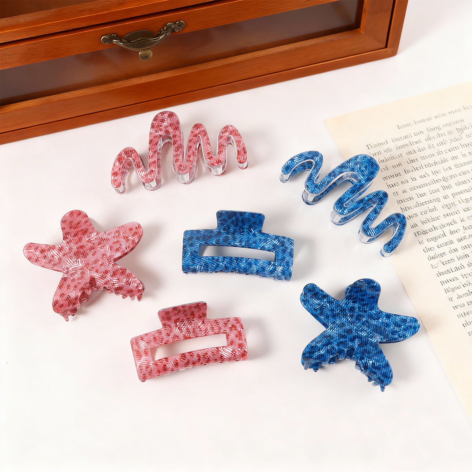 Garras para el cabello de PVC con estampado de leopardo de color liso estilo oceánico y estrella de mar, de la serie Simple Daily.
