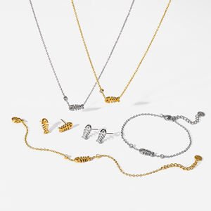 Schmucksets der Simple Series Daily Oceanic Style mit Fischmotiven aus wasserdichtem Edelstahl in Goldfarbe für Damen h5 Bild5
