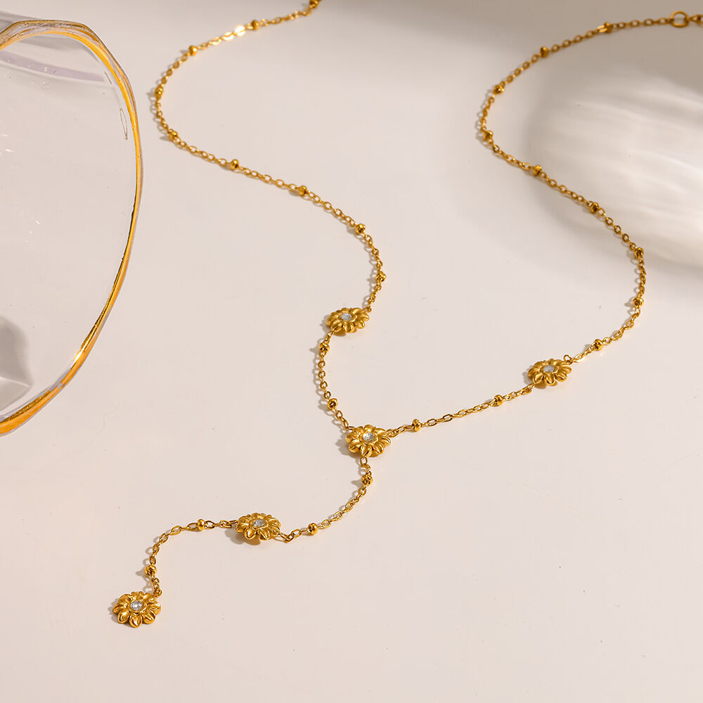 Romantic Elegant Flower Stainless Steel Waterproof   Gold Color  Zircon Women's Pendant Necklaces Picture4